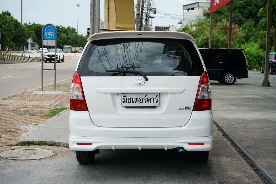 2012 TOYOTA INNOVA 2.0G