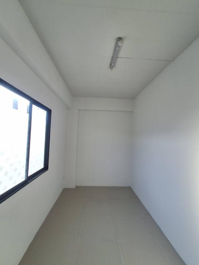 อาคารพาณิชย์ 2 หลังคู่ 4