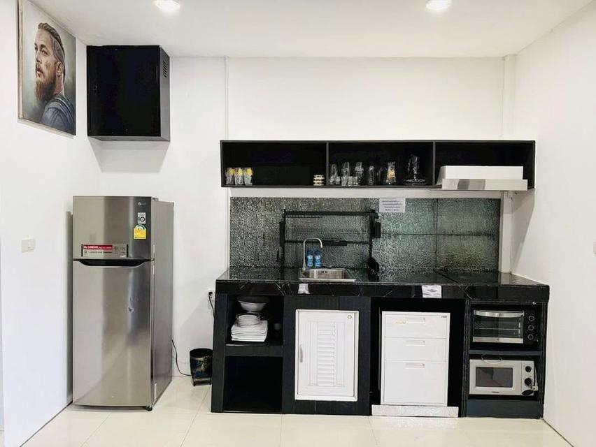 For sale pool villa style modern Pattaya 780 sqm. 13