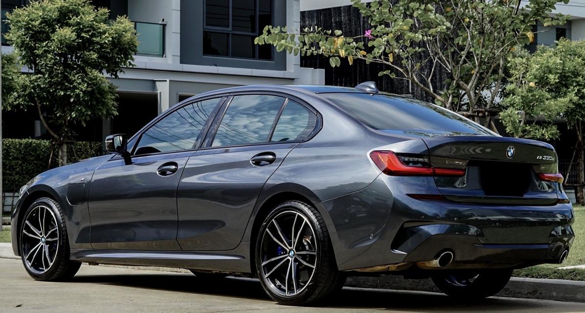 BMW 330e Msport