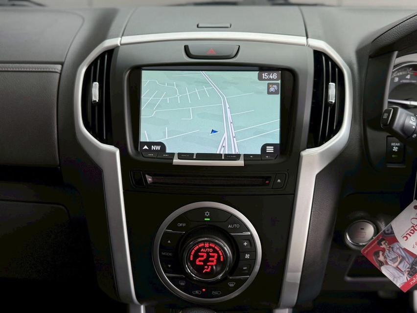 ปี 2019 ISUZU MU-X, 1.9  THE ONYX โฉม ปี13-20 สีขาว เกียร์ออโต้ ประวัติดี เข้าศูนย์ตลอด มือเดียวป้ายแดง รูปที่ 9