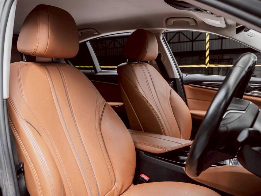 รหัสรถ 67GG2585 BMW 520d Luxury Limousine G30 ปี2017 10