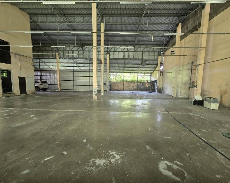 ให้เช่าโกดังพร้อมสำนักงาน 2 ชั้น / พื้นที่ใช้สอยรวม 600 ตารางเมตร / ทำเลย่านโชคชัย 4 / ซอยลาดพร้าววังหิน 47 10