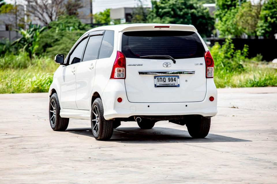 Toyota Avanza 1.5S ปี 2013 Auto สีขาว สภาพดี รูปที่ 9