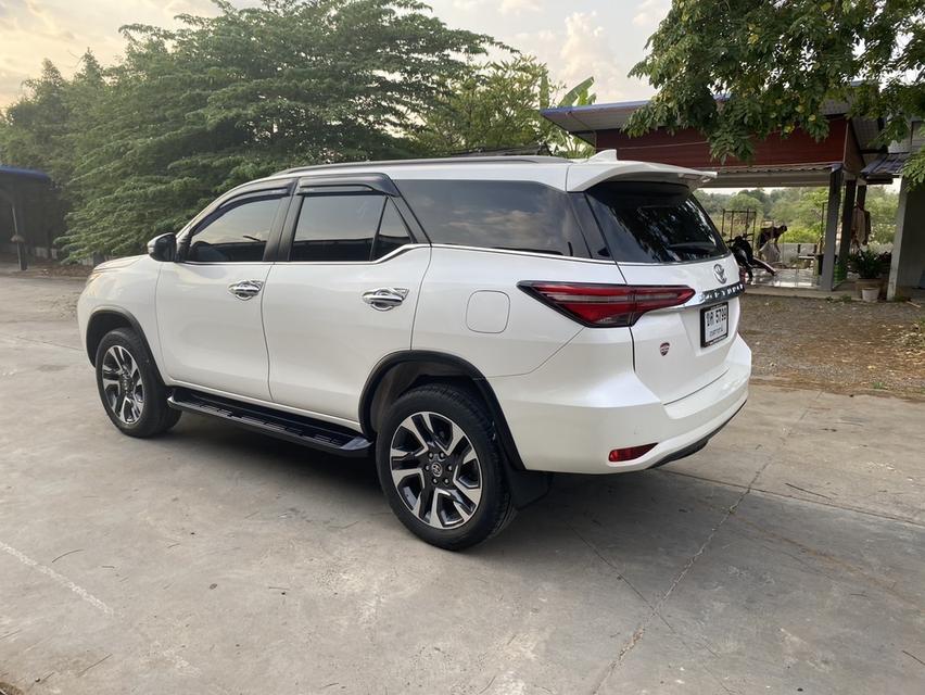 รหัสรถ KCY5799 TOYOTA FORTUNER 2.4V AUTO 4WD ปี 2021