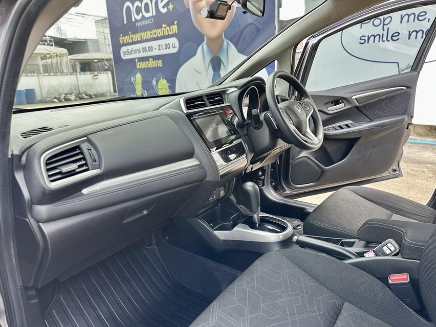 Honda Jazz  1.5 SV+ ปี 2014 10