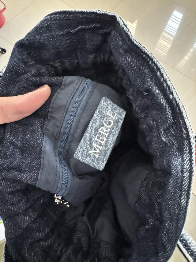 กระเป๋าสะพายผู้หญิง merge รุ่นa day bag mini รูปที่ 5