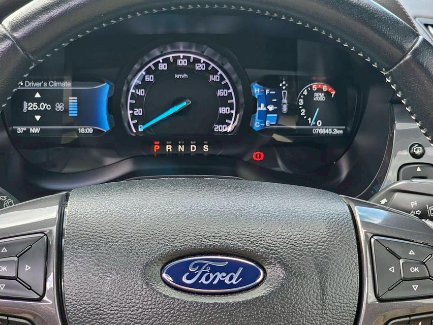 FORD EVEREST Wagon 4dr Titanium+ 7st Auto 6sp 4WD 3.2DCT (Navi)Y17สีดำ 9