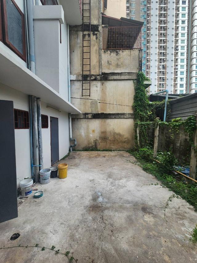 ขายตึกแถว 2 คูหาติดกัน ถนนกรุงเทพฯ-นนท์ (ใกล้สถานีบางซ่อน) 10