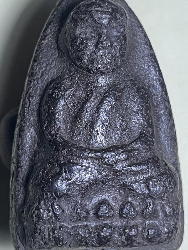 หลวงปู่ทวดเนื้อว่าน พิมพ์กรรมการ