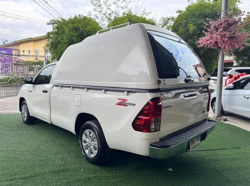 2021 Toyota Hilux Revo 2.4 SINGLE Entry  4