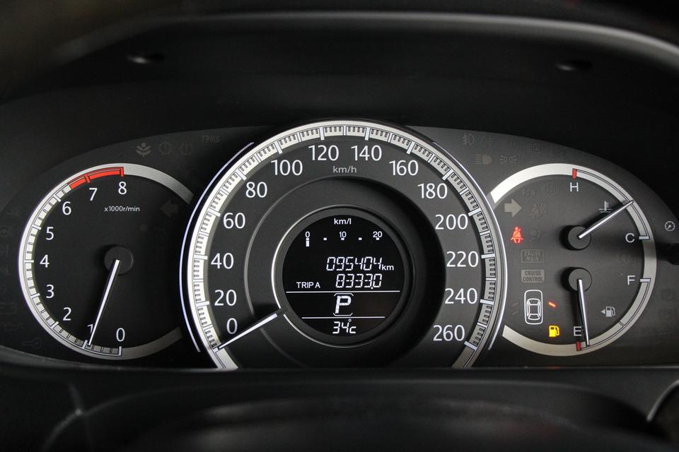 รหัสรถ TKG7192 HONDA ACCORD 2.0 EL ปี 2014 9