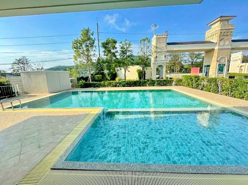 ใกล้โรบินสัน บ้านฉาง 900 ม.พร้อมแอร์ บ้านเดี่ยวชั้นเดียว 2 นอน 2 น้ำ สไตล์ทัสคานี ทำเลบ้านฉาง ติดถนนสุขุมวิท และสิ่งอำนว 2