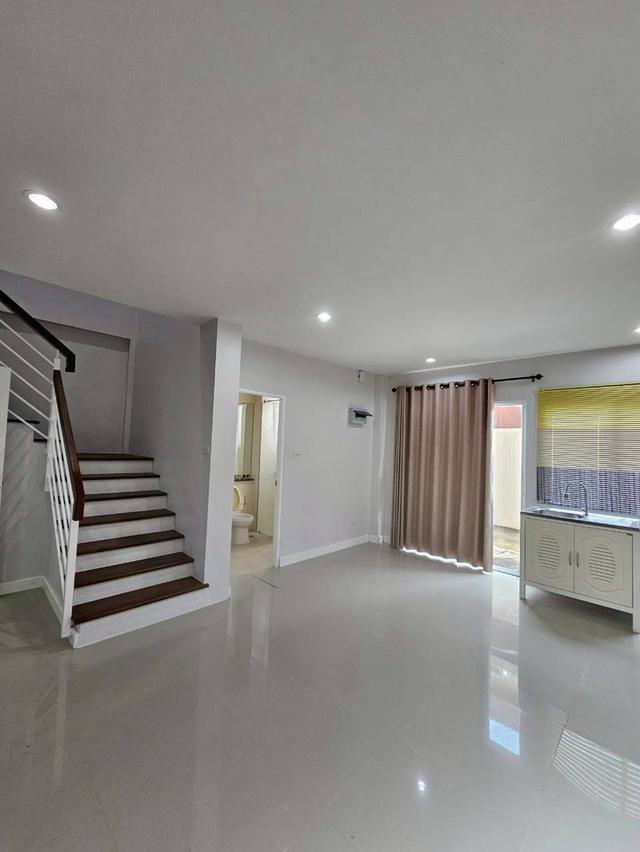      ขายด่วน!! ต่ำกว่าทุน  ทาวน์โฮม 2 ชั้น หมู่บ้าน K-VILLAGE 3 (เค-วิลเลจ 3)  ใจกลางเมืองกระบี่  บ้านหลังในซอยมีพื้นที่ด้านข้าง   12