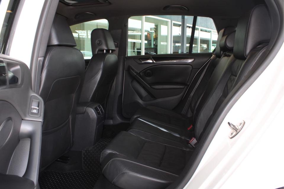 รหัสรถ JRS6605 Volkwagen Golf GTI 13