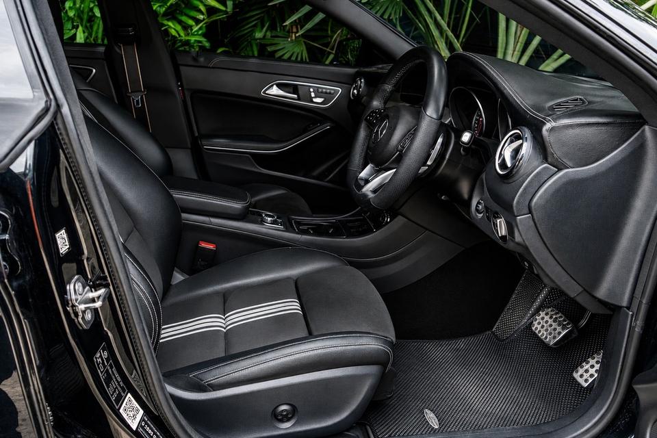 (แจ้งรหัสรถ CBL315) Mercedes-Benz CLA250 2.0 W117 AMG Dynamic Coupe 2018 รูปที่ 16