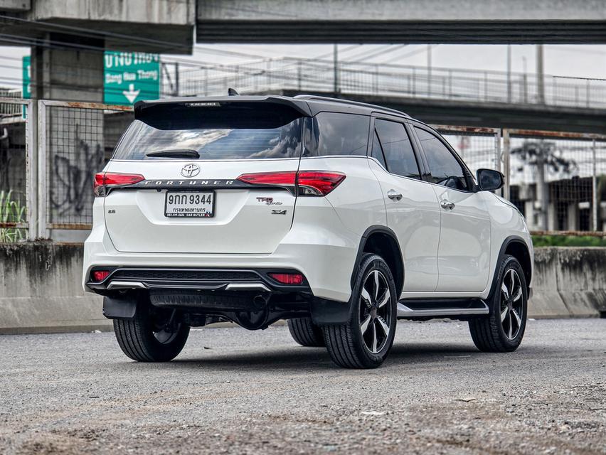 🔥! FORTUNER ตัวท็อป 4WD รถบ้านแท้ เจ้าของเดียว ประวัติดี! 🚙 TOYOTA FORTUNER 2.8 TRD SPORTIVO 4WD รูปที่ 3