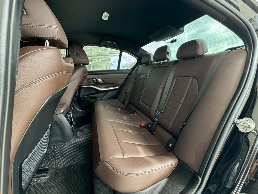 BMW 320d M Sport LCIปี 2023 ไมล์ 25,xxx km 8