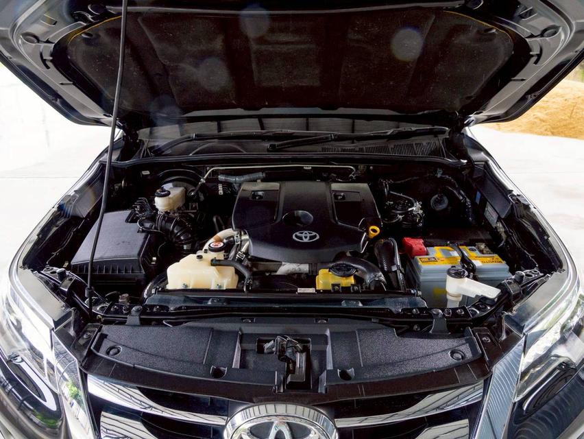 Toyota fortuner 2.4V ปี 2019 8