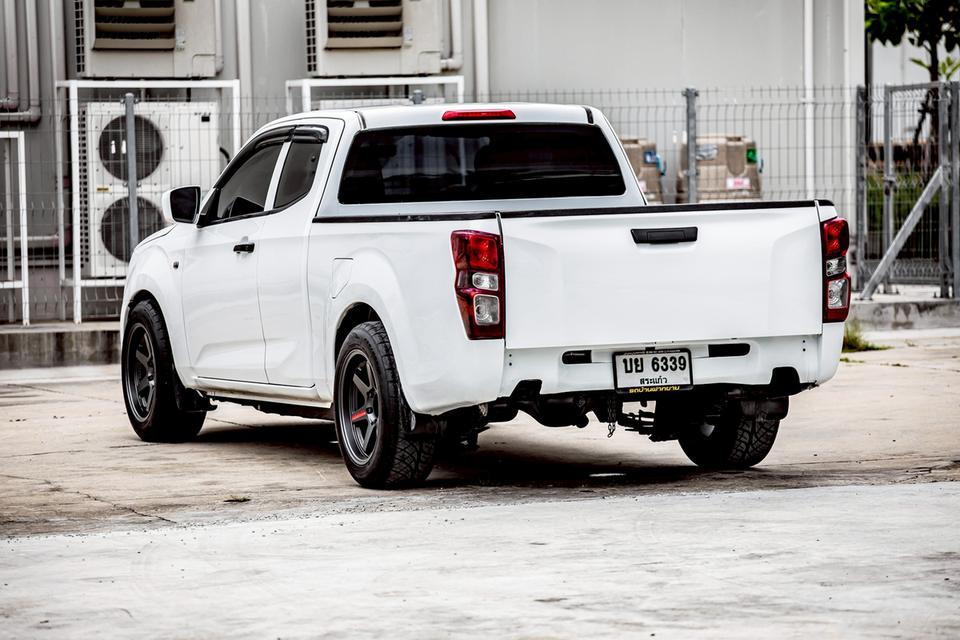 Isuzu D-Max Space Cab 1.9Ddi ดีเซล ปี 2021 สีขาว  7