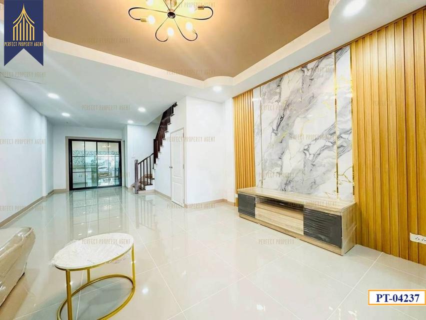 ทาวน์เฮ้าส์นันทิชา 4 พร้อมอยู่ราคาย่อมเยาว์ 5