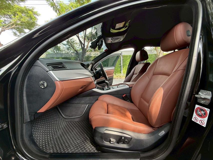 BMW 528i M Sport LCi ปี ปี15 จด16 สีดำสวยสุดในรุ่น ใช้น้อยไมล์ 9