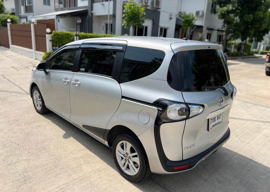 ปล่อยต่อรถมือสอง TOYOTA SIENTA 1.5 ปี 2018 3