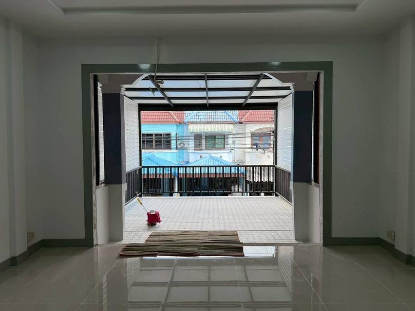 หมู่บ้านเปี่ยมสุข... 7