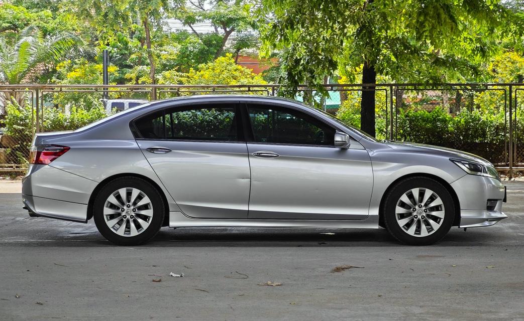 Honda Accord G9 2.0EL i-VTEC ปี 2014 3