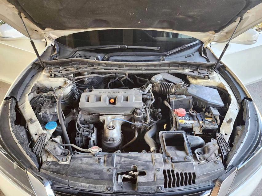 ขายรถ Honda Accord 2.0E ปี 2013 สีขาว เกียร์ออโต้ รูปที่ 17