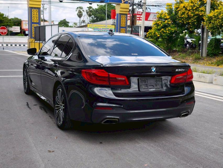 รหัสรถ KPV53 2019 BMW 530e 2.0 M SPORT สีดำ 17