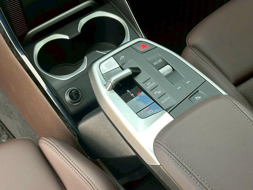 BMW X1 sdrive20i M Sport (U11) 2024 จด 2025 14