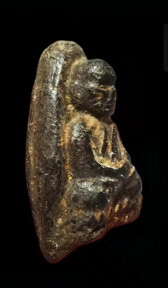 หลวงปู่ทวดวัดช้างให้เนื้อว่าน 2497 4