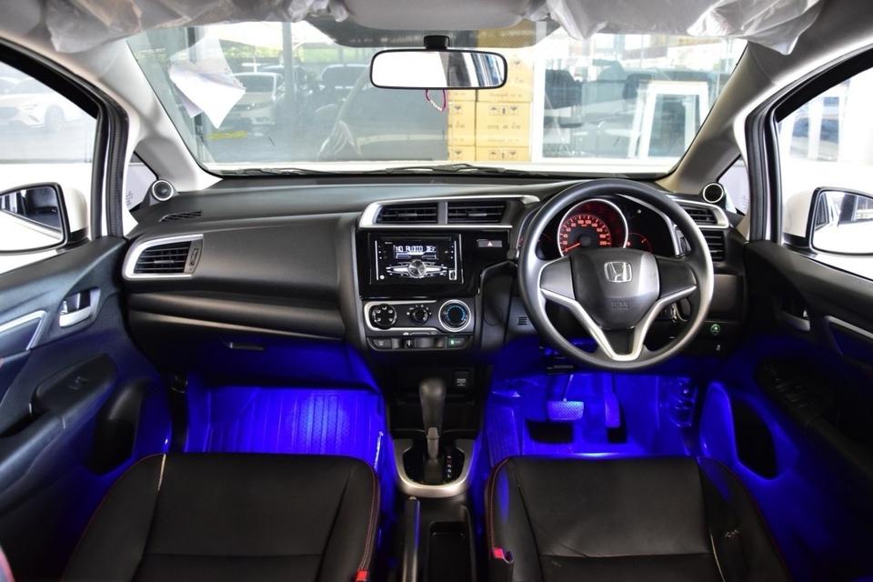 รหัส TKG5381 HONDA JAZZ 1.5 S ปี 2020 3