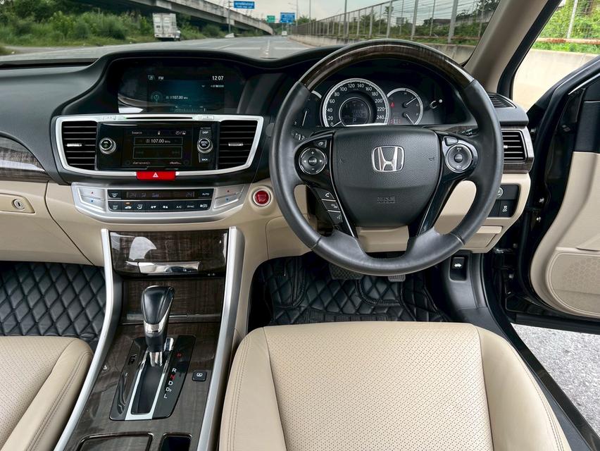 HONDA ACCORD 2.0 EL ปี 2014 12