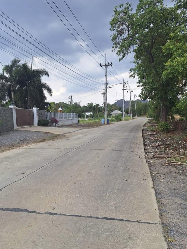 ที่ดิน 100 ตร.ว. อำเภอเมืองลพบุรี เพียง 450,000 บาท ติดโรงเรียน | สนามกอล์ฟ ‼️ 2