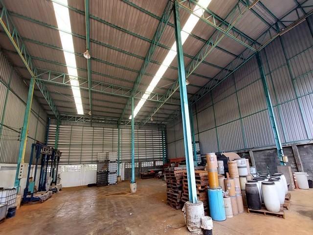 ขายที่ดินพร้อมโกดัง+บ้านพัก 368 ตรว. เทพารักษ์ กม.8 ซอยมังกร สมุทรปราการ ( พร้อมใบ รง.4 )