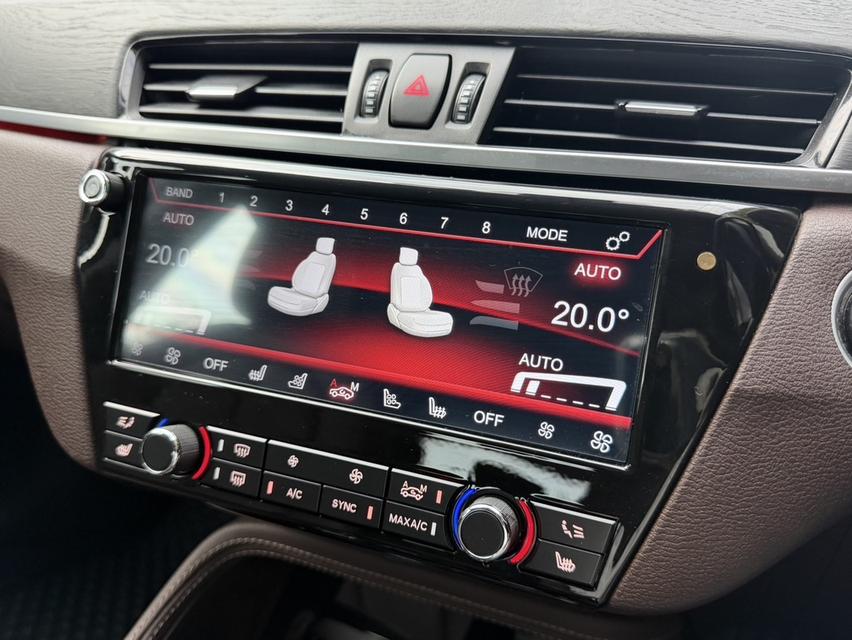 (แจ้วรหัสรถ AP6824) BMW X1 SDrive 1.8i  xLINE  ปี2017 รูปที่ 16
