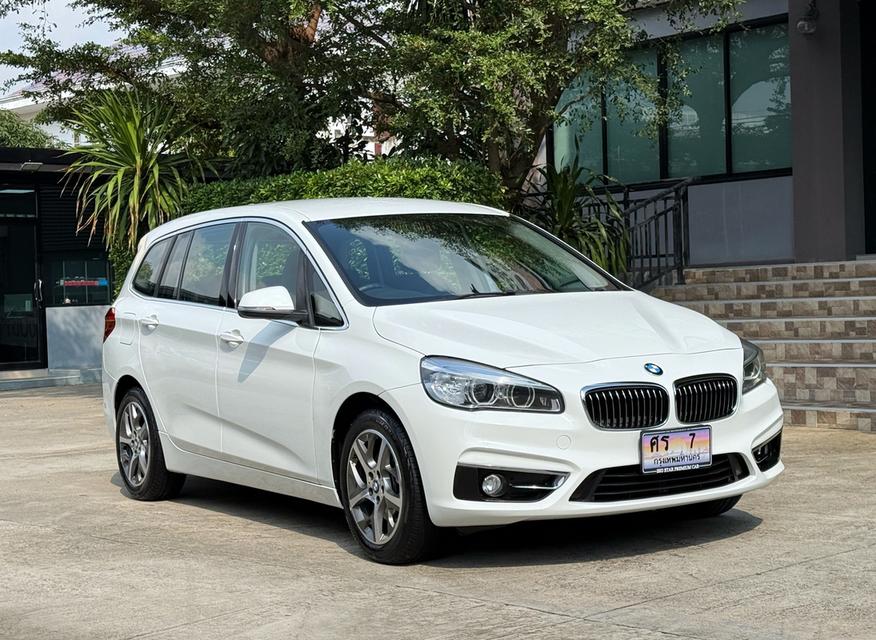 2017 BMW 218i GRAND TOURER ( 7 ที่นั่ง ) รถมือเดียวออกป้ายแดง รถวิ่งน้อยเพียง 80,000 กม เข้าศูนย์ทุกระยะ รถไม่เคยมีอุบัติเหตุครับ