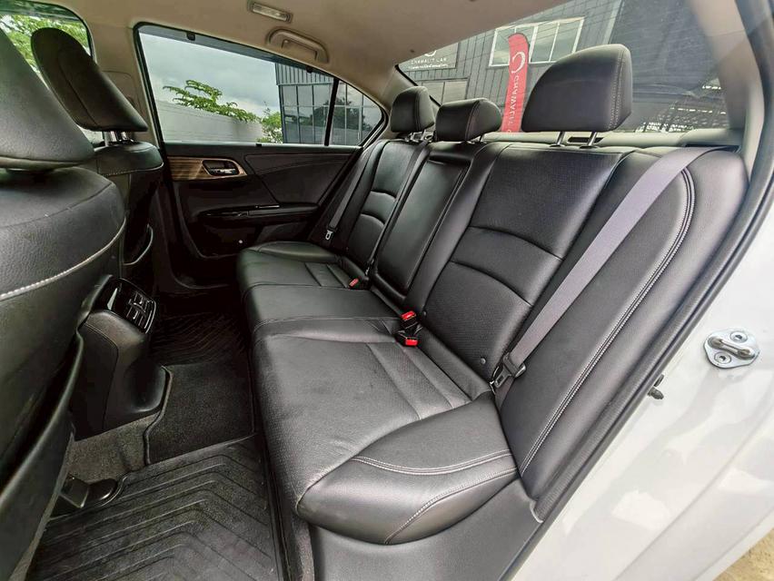 ขาย HONDA ACCORD 2.0 EL 2017 8