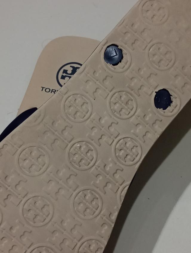 รองเท้า Tory มือสอง 3