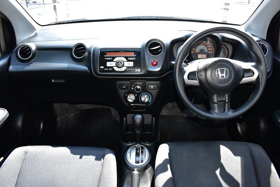 Honda Brio 1.2 Amaze V ปี 2013 AT **ไมล์แท้ 98200 กม.** 4