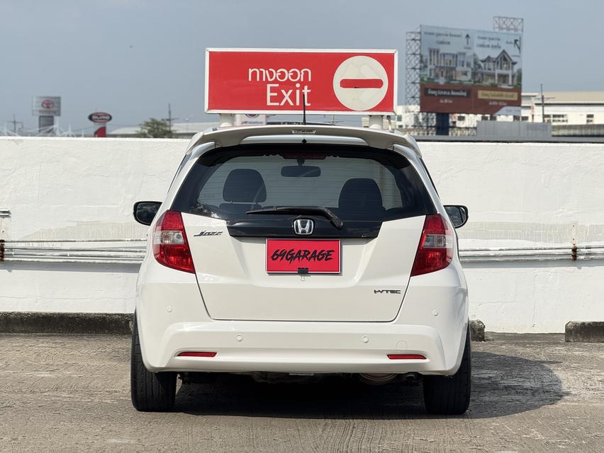 HONDA JAZZ GE 2011 AUTO IVTEC 6