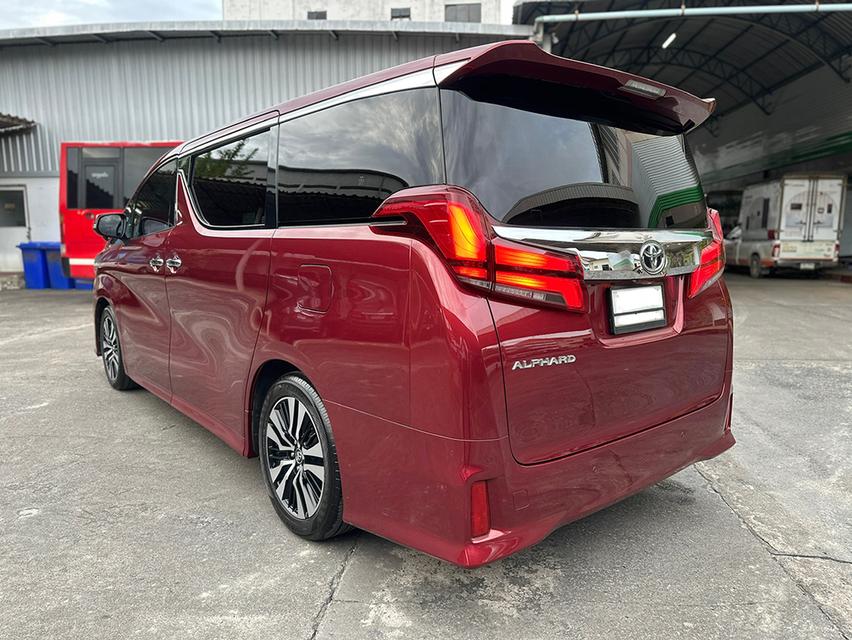 2019 Toyota Alphard 2.5SC สีแดงพิเศษ ขับไปแล้ว 10x,xxx กิโลเมตร