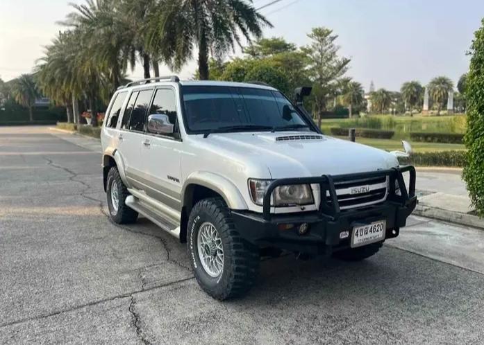 2003 Isuzu Trooper 3