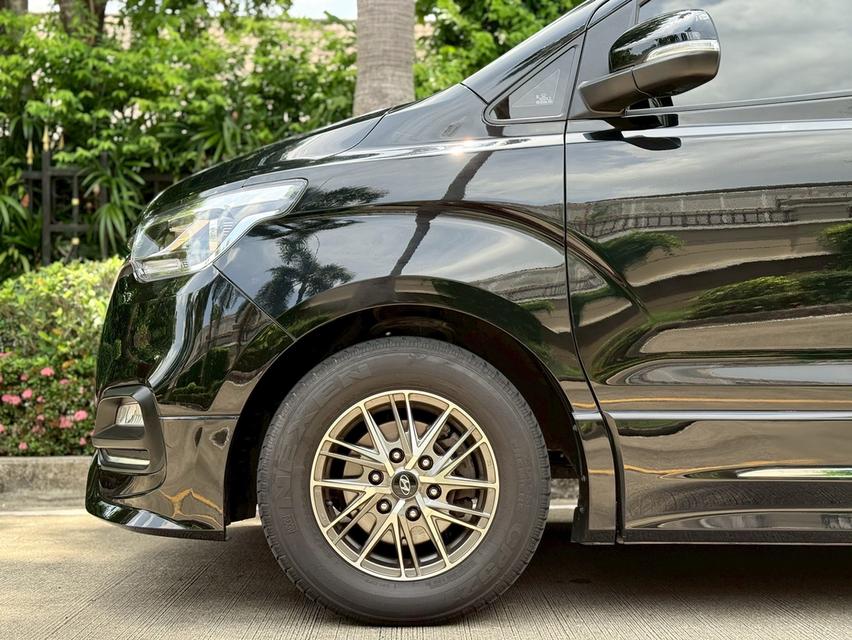 รหัสรถ PJP7295 2021 HYUNDAI H-1 2.5 ELITE 18