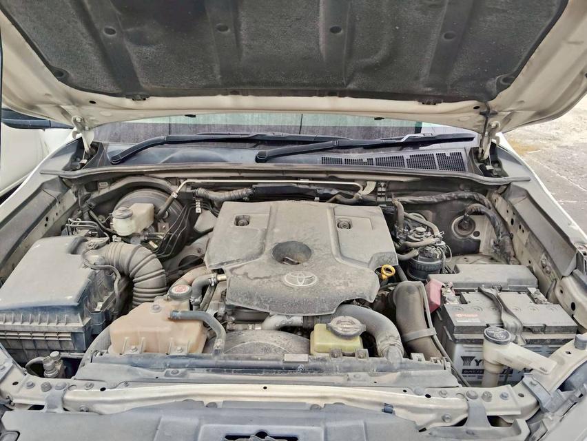 Toyota Hilux Revo Double Cab 2.4 Mid Z-Editon A/T รูปที่ 5