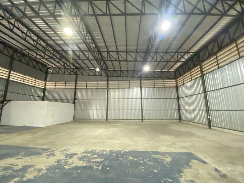 ให้เช่าโกดัง เทพารักษ์ | ใกล้สุวรรณภูมิ 🏭  ทำเลสะดวก เหมาะสำหรับเก็บสินค้า กระจายสินค้า หรือธุรกิจโลจิสติกส์ เดินทางเชื่อมต่อสนามบินสุวรรณภูมิได้ง่าย 2