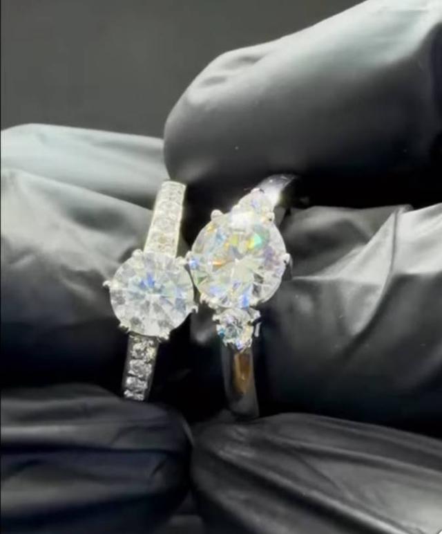 แหวนเพชร เพชรเรียบหรู เพชรงามๆ เพชรแท้ ขนาดกำลังดีใส่ได้ทุกวัน -ปุอามี่ Diamond Lap Rama2 (083-2469526)