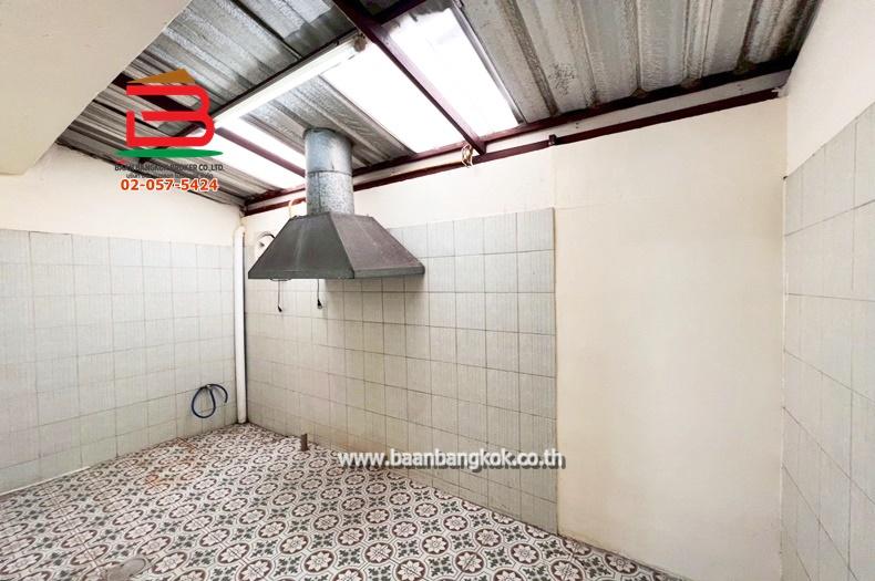 ขาย/เช่า อาคารพาณิชย์ เนื้อที่ 16 ตรว. หมู่บ้าน แอร์วิลล่า (คลอง2) ถนนลำลูกกา ต.คูคต อ.ลำลูกกา ปทุมธานี 10